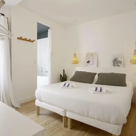 Bohemian House With Terrace And Parking 5 Min From The - Welkeys Biarriz